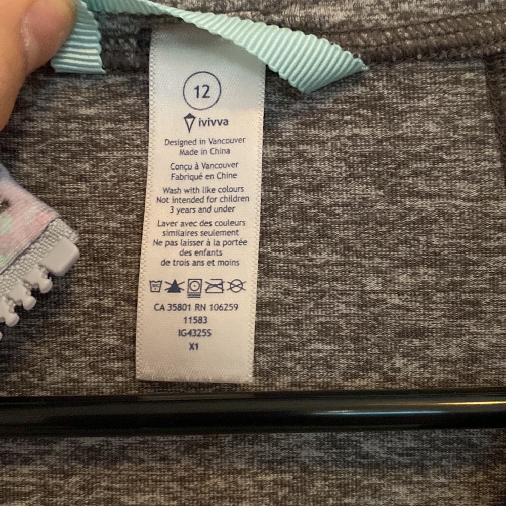 Ivivvia define jacket - Picture 4 of 4